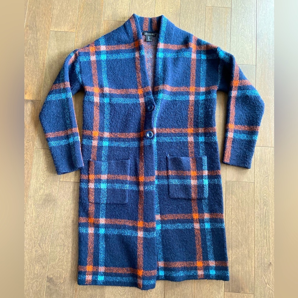 TAHARI‎ coat size large